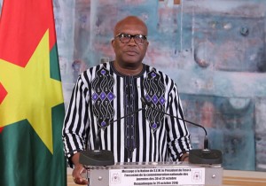 Burkina Faso: Deuxième anniversaire de l'insurrection, Kaboré appelle à  la «retenue» sur le front social