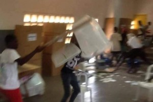 Côte d'Ivoire: Le Front du Refus et la coalition du non annoncent déjà  entre 3 et 5% de participation