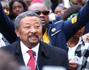 Gabon: Depuis Abidjan Manuel Valls conseille à  Jean Ping de dialoguer avec Ali Bongo