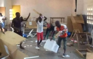 Côte d'Ivoire: Référendum constitutionnel, la CEI annonce 42,42% de taux de participation pour un «Oui» à  93,42%