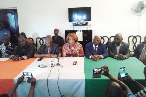 Côte d'Ivoire: L'opposition appelle le peuple à  faire barrage à  la nouvelle Constitution, annonce un meeting samedi à  Yopougon et estime que Ouattara est dans l'illégalité