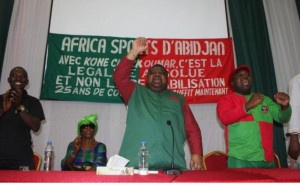 Côte d'Ivoire: Koné Cheick Oumar défie la FIF et  s'offre un car pour son «Africa»