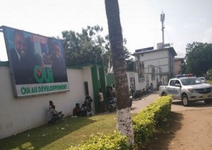 Côte d'Ivoire : Echauffourée à  la maison du PDCI pour des rançons de 1500f non payées, la police intervient