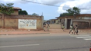 Côte d'Ivoire: Duékoué, un directeur d'école muté pour avoir courtisé la femme de son collègue