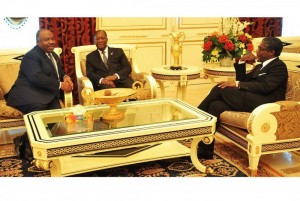 Gabon: A Malabo, Ali Bongo retrouve Alassane Ouattara et défend la sécurité alimentaire
