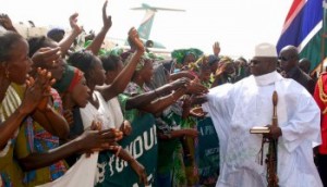 Gambie:  Yahya Jammeh annonce l'interdiction  de  manifestation après la présidentielle