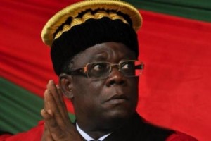 Bénin:  Le président de la Cour constitutionnelle appelle à  s'opposer à  toute révision des constitutions en Afrique