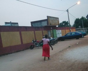 Cote d'Ivoire: Yamoussoukro Législatives, les populations se désintéressent, le vote se déroule dans le calme et certain profite pour célébrer leur mariage