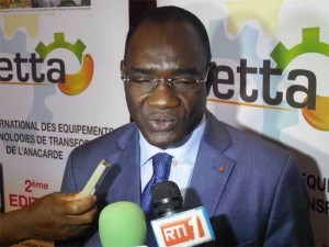 Côte d'Ivoire: Filière coton-anacarde, des acteurs exigent le départ du DG par intérim du Conseil pour mauvaise gestion, ce dernier se défend