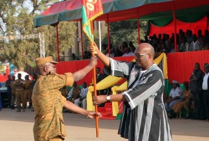 Burkina Faso: La «restauration de l'autorité du commandement», priorité du nouveau chef d'Etat major général des armées
