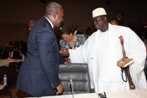 Gambie: Pas de démission, pas d'investiture, position de Jammeh avant l'arrivée des médiateurs