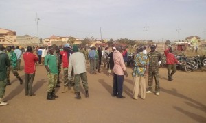 Burkina Faso: Admis à  la retraite avant terme, des militaires et gendarmes manifestent pour réclamer une compensation financière