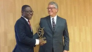 Côte d'Ivoire: Face à  la persistance des remous sociaux, l'Apdh invite le président de la République «à  écouter la rue»