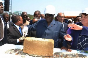 Côte d'Ivoire: Centrale à  charbon, San Pedro inquiet, mais Daoukro et Bédié se réjouissent d'une centrale écolo