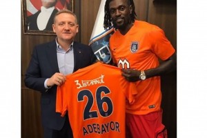 Togo: Adebayor avec Basaksehir, «Jamais trop tôt, jamais trop tard»