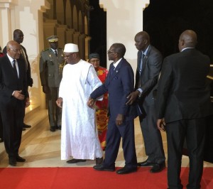 Zimbabwe:  Mugabe s'offusque du retour du Maroc au sein de l'OUA, «un manque d'idéologie»