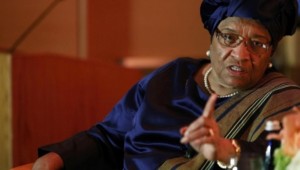 Liberia:  Ellen Johnson Sirleaf prive ses officiels de voyage pour 60 jours