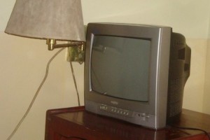 Togo: Les chaines LCF City Fm fermées, controverse au sein de la HAAC, réactions