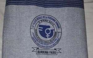 Burkina Faso: Face à  une multitude de «pagnes 8» mars, le gouvernement appelle à  choisir le «Faso Dan Fani» par «patriotisme»