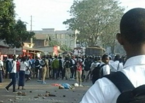 Guinée: L'école paralysée par une grève d'enseignants, des élèves en colère dans les rues