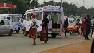 Côte d'Ivoire: Il fait demi-tour en pleine autoroute et renverse un vieil homme