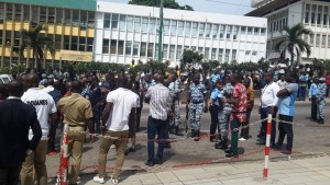 Côte d'Ivoire: Les échauffourées entre douaniers et policiers ne sont pas liées à  un mouvement de grève selon l'Administration douanière qui rassure l'opinion