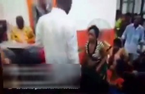 Côte d'Ivoire: Un pasteur gifle «sauvagement »   une de ses fidèles et revendique le titre de papa