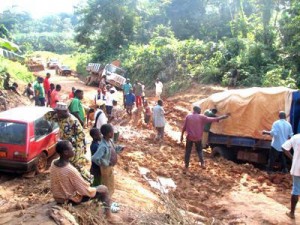 Cameroun: Yabassi, un incendie ravage la résidence du préfet dans le  Nkam