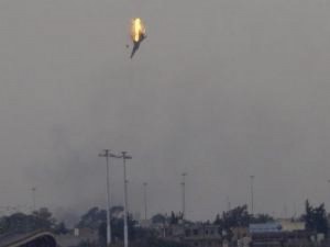 Libye: Des terroristes bombardent un MiG-21 des forces de Haftar à  Benghazi