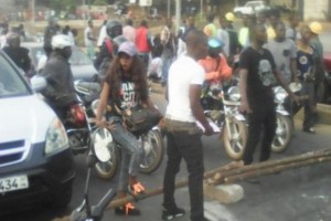 Sierra Leone: Manifestations des étudiants à  Bo, un mort par balles, des incidents à  Freetown