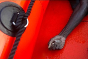 Libye: Un millier de nouveaux migrants sauvés des eaux ce week -end