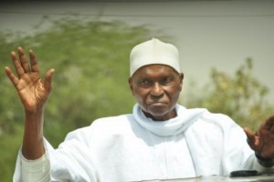 Sénégal: Depuis la France, Wade joint l'opposition et promet de s'impliquer dans une coalition gagnante pour les législatives 2017