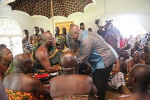 Ghana: Akufo-Addo met les anarchistes en garde