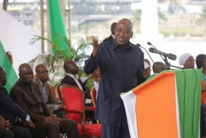 Côte d'Ivoire: Hommage des Enseignants Républicains à  Ouattara, Amadou Gon appelle à  nouveau les fonctionnaires à  une trêve sociale