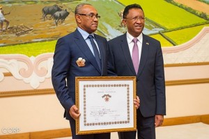 Madagascar: Rajaonarimampianina élève Ahmad, le président de la CAF