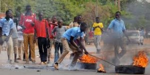 Niger: Un mort et une centaine de blessés, 313 arrestations suite à  une manifestation d'étudiants