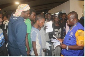 Côte d'Ivoire: Plus de 300 ivoiriens migrants clandestins seraient détenus dans une  prison en Libye