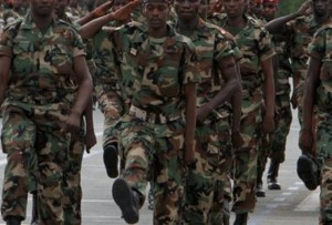 Tchad:   Idriss Deby limoge 4 officiers de l'armée