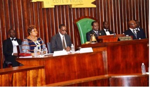 Côte d'Ivoire: Le calendrier des travaux parlementaires adopté, Seydou Diarra annoncé devant les députés