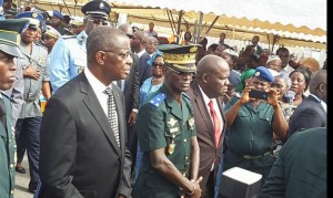 Côte d'Ivoire: Hommage au général Mathias Doué, rappel de troupe des généraux dont Philippe Mangou