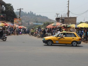 Cameroun: Nyom II, une jeune femme tuée à  coups de poings, un homme atteint dans la poitrine par une flèche