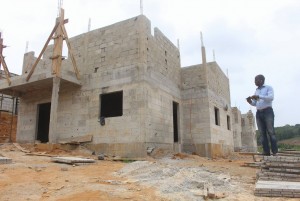 Côte d'Ivoire: Logements sociaux, les 20.000 logements de la technologie du coffrage métallique livrés dans 30 mois