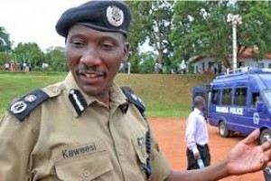 Ouganda: 13 suspects inculpés suite à  l'assassinat du porte parole de la police