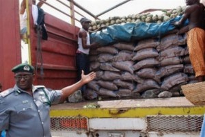 Nigeria: 377 sacs de riz de contrebande saisis à  Jigawa