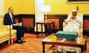 Gabon: Chute du pétrole, Lionel Zinsou salue la politique de diversification de l'économie gabonaise