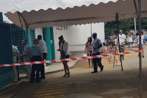 Côte d'Ivoire: Les électeurs français boudent le second tour de leur présidentielle 2017