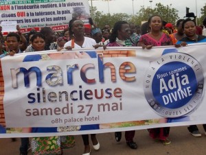 Burkina Faso: Des artistes manifestent contre l'agression de la chanteuse Adja Divine