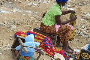 Côte d'Ivoire: L'accusant d'avoir volé ses 22.250 frs, un homme frappe sa femme à  la machette, et jette son bébé