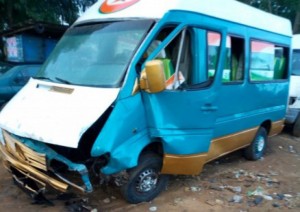 Côte d'Ivoire: Axe Bouaké-Korhogo, un minicar se renverse et cause plusieurs blessés dont un bébé et sa génitrice