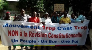 Mali: «Marche trop c'est trop», 10 manifestants opposés au référendum blessés à  Bamako